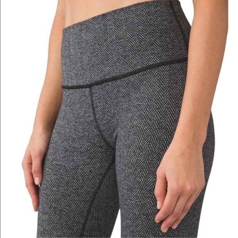 Lululemon Wunder Under Leggings Size 4 HR Luxstreme Herringbone Black Grey